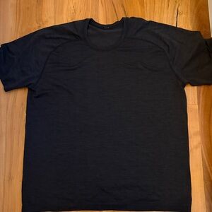 lululemon athletica Black Short Sleeve Tee